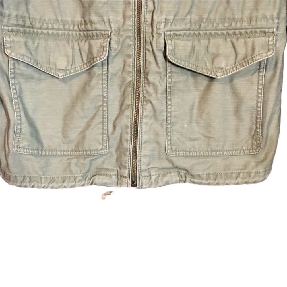 ‎3 for $30! H&M divide green jacket - Picture 13 of 13